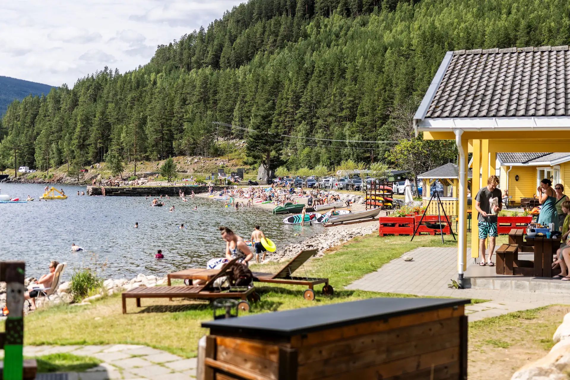 Summer, beach and sun at Sandviken Camping in Telemark